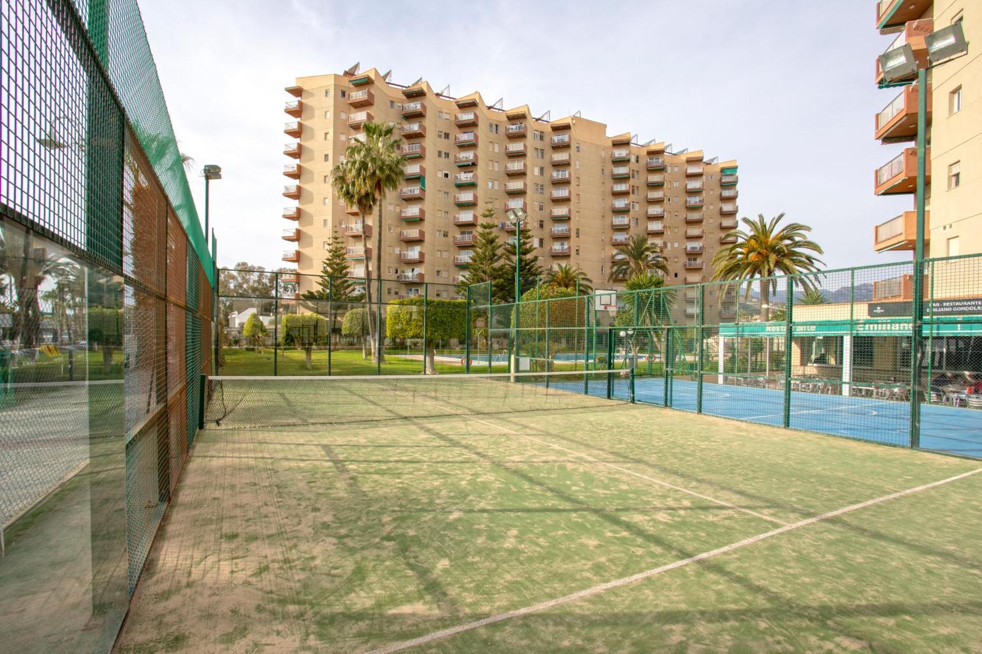 1004 - Beachfront Apartment On El Paseo, 4 Pers - Air Conditionning - Wi-Fi - Smart Tv Almuñécar Eksteriør billede