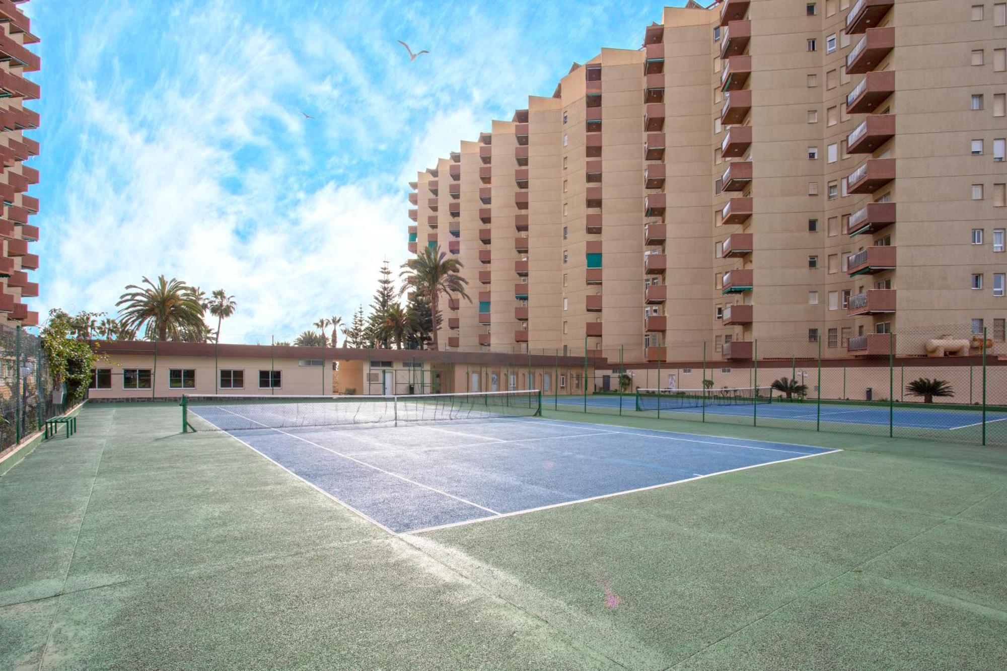 1004 - Beachfront Apartment On El Paseo, 4 Pers - Air Conditionning - Wi-Fi - Smart Tv Almuñécar Eksteriør billede