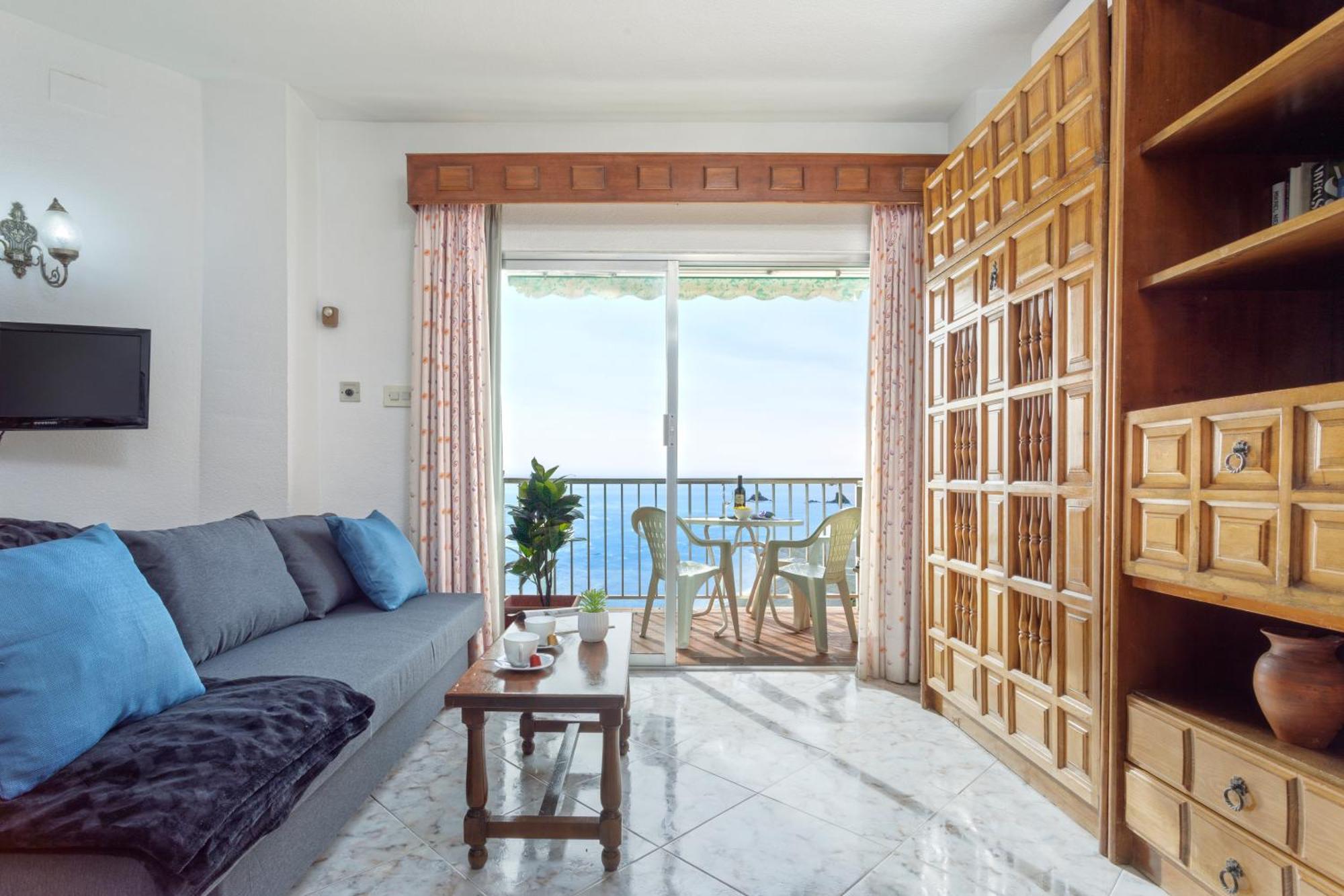 1004 - Beachfront Apartment On El Paseo, 4 Pers - Air Conditionning - Wi-Fi - Smart Tv Almuñécar Eksteriør billede